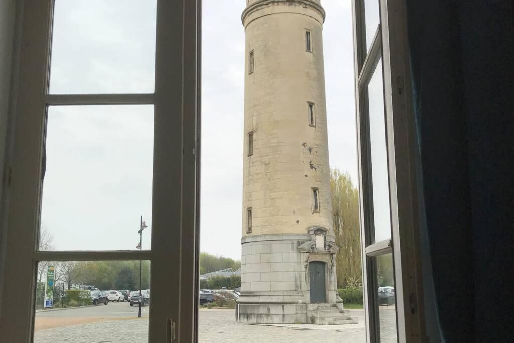Апартаменти Au Pied Du Phare... Онфлер Екстер'єр фото